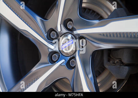 Nürnberg/Deutschland - März 4, 2018: Volvo Logo auf einem Volvo Auto an einem Volvo Autohändler in Deutschland. Stockfoto