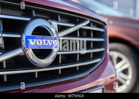 Nürnberg/Deutschland - März 4, 2018: Volvo Logo auf einem Volvo Auto an einem Volvo Autohändler in Deutschland. Stockfoto