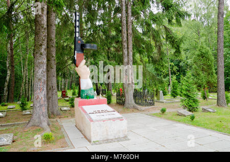 Garnisonsfriedhof. Secret City-Borne Sulinowo (ger: Brutto geboren), ein militärischer Stadt (1938) der Wehrmacht Artillerie Schule. In den Jahren 1945-1993, Th Stockfoto