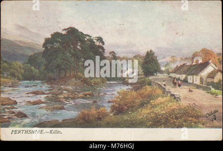 Ein malerischer Blick auf Killin in Perthshire, der die natürliche Schönheit der schottischen Highlands mit malerischen Landschaften und historischen Elementen zeigt. Stockfoto