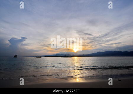 Sonnenaufgang auf Gili Meno Stockfoto