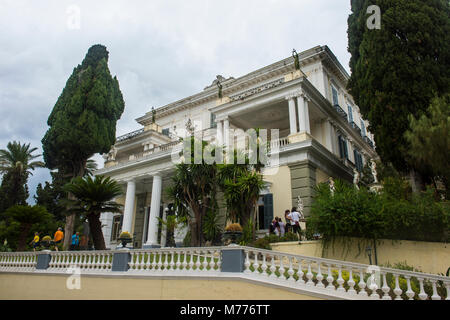 Achilleion Palast, die Altstadt von Korfu, Ionische Inseln, Griechische Inseln, Griechenland, Europa Stockfoto