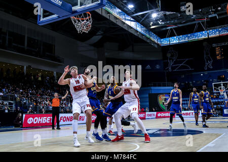 März 8, 2018 - Moskau, Moskau, Russland - Alexey Shved, #1 von Moskau Chimki schießt einen freien Throw während des 2017/2018 Turkish Airlines Euroleague Saison Runde 25 Spiel zwischen Moskau Chimki und AX Armani Exchange Olimpia Mailand. AX Armani Exchange Olimpia Mailand gewann 77-86 auf der Straße über Khimki Moskau Region im Arena Mytishchi. (Bild: © Nicholas Müller/SOPA Bilder über ZUMA Draht) Stockfoto