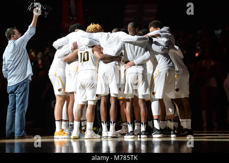 Washington, DC, USA. 8 Mär, 2018. Die VCU Basketballmannschaft unordnungen vor der zweiten Runde Spiel am Kapital einer Arena in Washington DC statt. Credit: Amy Sanderson/ZUMA Draht/Alamy leben Nachrichten Stockfoto