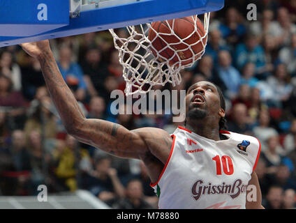 St. Petersburg, Russland. 9 Mär, 2018. Russland, St. Petersburg, 9. März 2018. Match 1/4 Finale der Europameisterschaft im Basketball Saison 2017/18, zwischen BC' 'Zenit'' (St. Petersburg, Russland) und BC'''' (Reggio Emilia Reggio Emilia, Italien). In der Foto: player REGGO - EMILIA Jalen Reynolds. Credit: Andrey Pronin/ZUMA Draht/Alamy leben Nachrichten Stockfoto