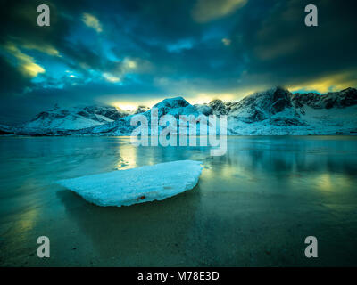 Winter Szene aus Lofoten norwegen Stockfoto