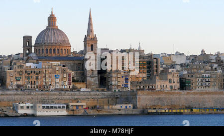 Sonnenuntergang in Valletta, die Hauptstadt von Malta. Stockfoto
