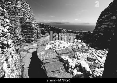 Schwarze und weiße Skellig Michael, UNESCO-Weltkulturerbe, Kerry, Irland. Star Wars The Force weckt die Szene auf der Insel gedreht. Stockfoto