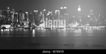 Schöne epische schwarz-weiß Foto von New York City Skyline Stockfoto