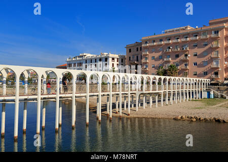 Pirgo Beach Pier, dem Hafen Civitavecchia, Latium, Italien, Europa Stockfoto