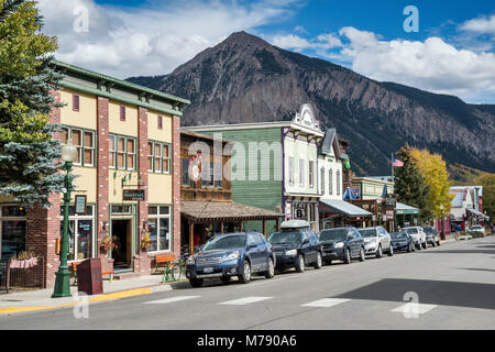 Geschäfte bei Elk Avenue in Crested Butte, Colorado, USA Stockfoto