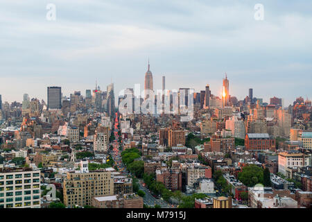 Skyline von New York auf dem Empire State Building, Manhattan, New York City suchen Stockfoto