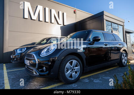 Nürnberg/Deutschland - März 4, 2018: Mini Logo auf einem Mini Auto an einen Autohändler in Deutschland. Stockfoto