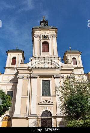 Kirche der Himmelfahrt der Jungfrau Maria in Banska Stiavnica, Slowakei. Stockfoto