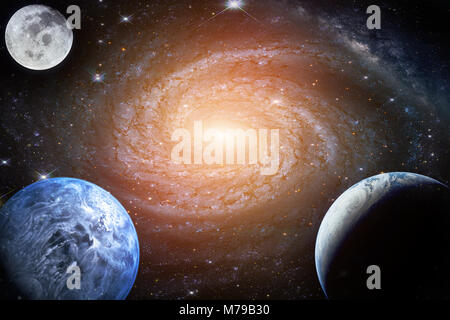 Landschaft Galaxy. Planeten, Erde, Mond, Blick aus dem Weltall mit der Milchstraße. (Elemente dieses Bild von der NASA ausgestattet) Stockfoto