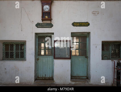 Verlassenen Büros innerhalb der ethio - Dschibuti Bahnhof, Dire Dawa region, Dire Dawa, Äthiopien Stockfoto