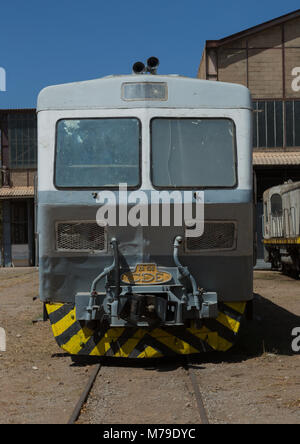 Autos Der ethio - Dschibuti Bahnhof, Dire Dawa region, Dire Dawa, Äthiopien Stockfoto