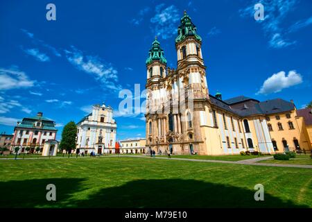 Barocke Basilika der Himmelfahrt der Jungfrau Maria in Krzeszow, Polen. Die Kirche ist ein Teil der ehemaligen Zisterzienserkloster Stockfoto