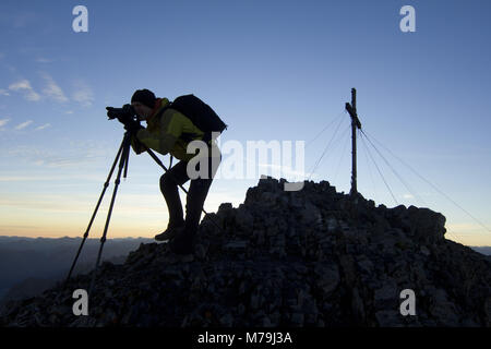 Bergsteiger auf der Schesaplana, Rätikon, Vorarlberg, Österreich, Stockfoto