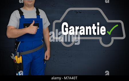 Garantie (in deutscher Sprache) Auto und Handwerker mit Daumen nach oben. Stockfoto