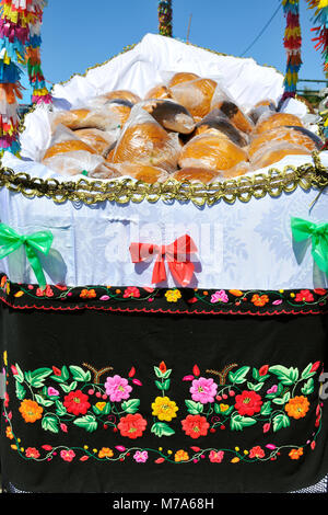 Traditionelle Feste in São Tomé und Príncipe (Bodo de Leite). São Jorge, Azoren, Portugal Stockfoto