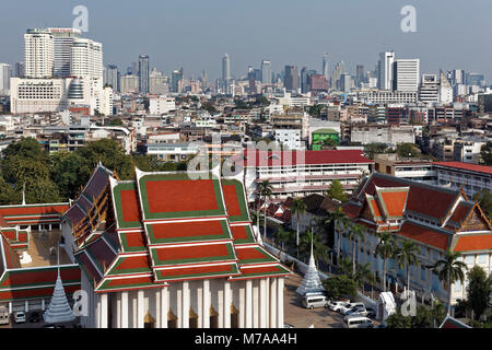 Ubsot Wat Saket mit Skyline, Ansicht vom Goldenen Berg, Bezirk Pom Präp Sattru Phai, Bangkok, Thailand Stockfoto