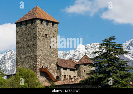 Das Schloss Tirol in Dorf Tirol in der Nähe von Meran in Südtirol Stockfoto