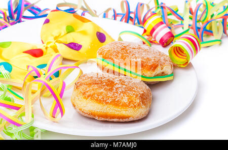 Faschingskrapfen' (Donuts) Karneval Dekoration Stockfoto