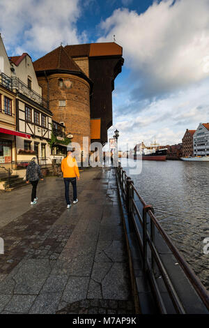 Europa, Polen, Pommern, Gdansk/Danzig Mottlau, das mittelalterliche Krantor Zuraw, Altstadt Stockfoto