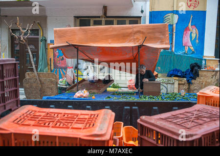 Athen. Obst- und Gemüsemarkt, Exarchia. Griechenland. Stockfoto