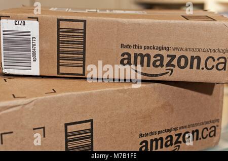 Vancouver, British Columbia, Kanada. 26 Jan, 2012. Pakete von Amazon.Ca. (Bild: © bayne Stanley/ZUMApress.com) Stockfoto