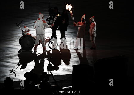 Pyeongchang, Südkorea. 9 Mär, 2018. Allgemeine Ansicht: PyeongChang 2018 Paralympics Winterspiele Eröffnungsfeier im Olympiastadion in PyeongChang Pyeongchang, Südkorea. Credit: Sho Tamura/LBA SPORT/Alamy leben Nachrichten Stockfoto