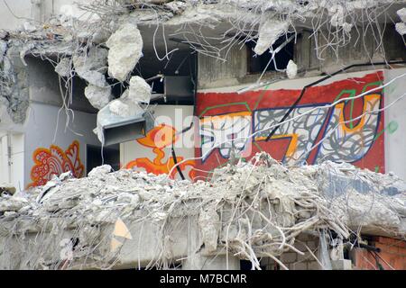 Freiburg, Deutschland, 10. März 2018, 'Demolition der Freiburger Volksbank 'Credit: mediensegel/Alamy leben Nachrichten Stockfoto