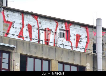 Freiburg, Deutschland, 10. März 2018, 'Demolition der Freiburger Volksbank 'Credit: mediensegel/Alamy leben Nachrichten Stockfoto