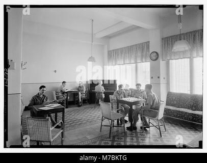 Kirche Armee hinter Rex Kino, 26. Juli '43 LOC 14642 matpc. Stockfoto