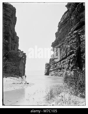 Um das Tote Meer (Bahr Lut). Schlucht des Arnon, Blick nach Osten LOC 07366 matpc. Stockfoto