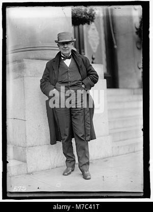 Das Foto zeigt Thomas A. Edison, den renommierten amerikanischen Erfinder, der für seine Beiträge zur elektrischen Energie und Technologie bekannt ist. Es ist eine wichtige Figur in der Innovation des 19. Und 20. Jahrhunderts. Stockfoto