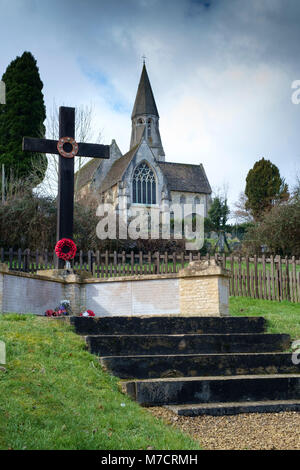 Der Kalvarienberg bei Woodchester Priory, Nailsworth, Gloucester. Der erste der Erste Weltkrieg Gedenkstätten, markiert auch George Arthur Shee Stockfoto