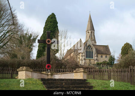 Der Kalvarienberg bei Woodchester Priory, Nailsworth, Gloucester. Der erste der Erste Weltkrieg Gedenkstätten, markiert auch George Arthur Shee Stockfoto