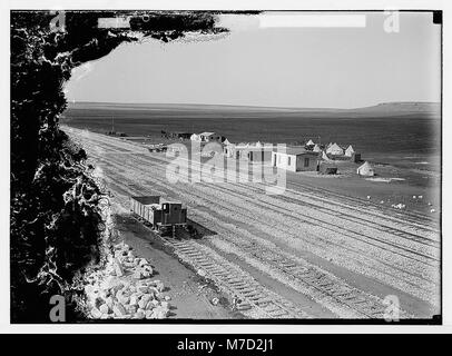 Ein Bild aus dem Bau der Deutschen Bagdad-Bahn 1900, das Arbeiter und das Eisenbahnlager zeigt. Dieses Projekt war Teil des deutschen Einflusses im Nahen Osten während des frühen 20. Jahrhunderts. Stockfoto