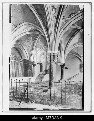 Blick auf Jerusalem, zeigt die Annäherung an die Stadt und die Kammer des Letzten Abendmahls, ein bedeutendes christliches und historisches Wahrzeichen. Das Bild fängt die Architektur und die religiöse Bedeutung der Stadt ein. Stockfoto