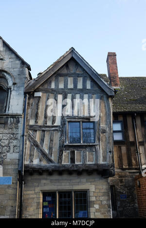 St Mary's Gate auf den Ansatz in der Kathedrale von Gloucester Stockfoto