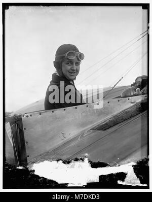 Miller, Miss Bernadetta. Moissant Fliegerin, Bleriot Flugzeug 13371 LOC HEC. Stockfoto