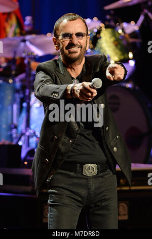 LAUDERDALE, FL - 21. Oktober: Ringo Starr führt an der Broward Center für Darstellende Künste am 21. Oktober 2014 in Fort Lauderdale, Florida Personen: Ringo Starr Stockfoto