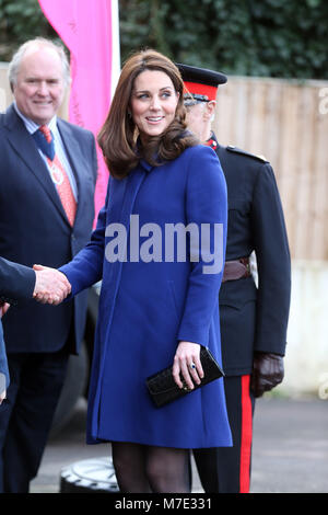 Seine königliche Hoheit Herzogin von Cambridge öffnet ein neues Zentrum für Aktion auf Neigung im Wickford, Essex Mit: Katharina, Herzogin von Cambridge, Catherine Middleton, Kate Middleton Wo: Wickford, Großbritannien Wann: 07 Feb 2018 Credit: WENN.com Stockfoto