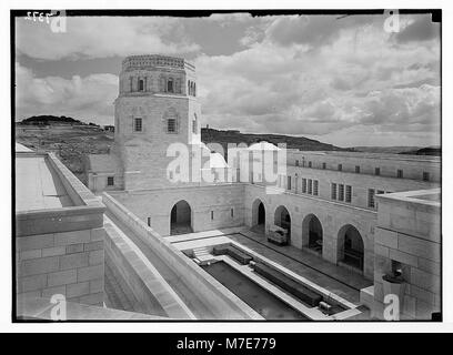 Museum (Rockefeller) in Jerusalem. Museum. Turm und Innenhof, S.E. LOC 03387 matpc. Stockfoto