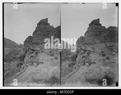 Petra (Wadi Musa). El-Habis Bereich. El-Habis Befestigungsanlagen. Die Akropolis. Fast unzugänglichen Aufstieg LOC 03107 matpc. Stockfoto