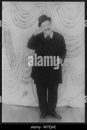 Portrait von Zero Mostel, wie Leopold Bloom im "Ulysses" LCCN 2004663386 Stockfoto