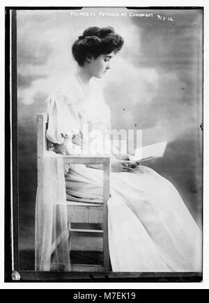 Prinzessin Patricia von Connaught, sitzend lesen LCCN 2014683448 Stockfoto