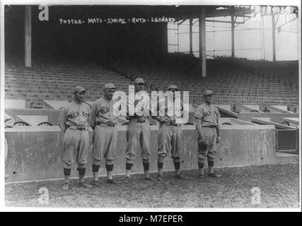 Rube Foster, Karl Mays, Ernie Ufer, Babe Ruth, Niederländisch Leonard, Boston, AL, 10-7-1915 (Baseball) LCCN 2001704365 Stockfoto